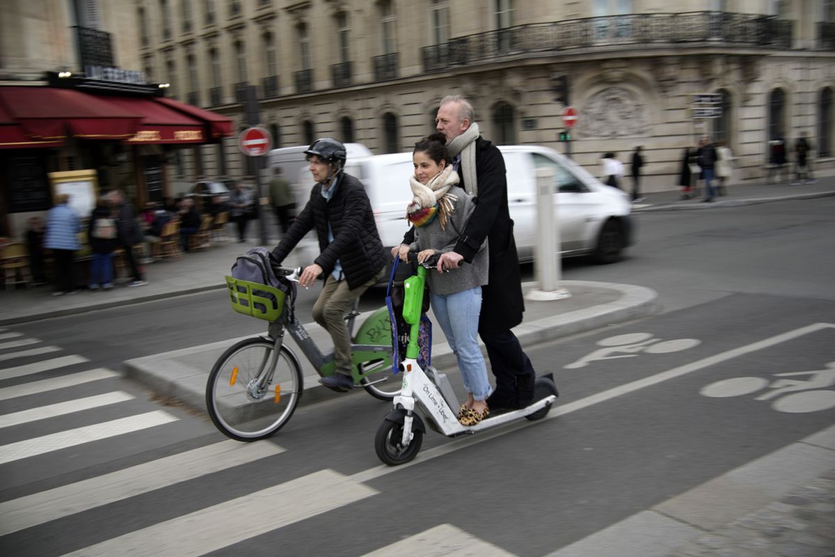 Skuter listrik tidak lagi populer di Paris