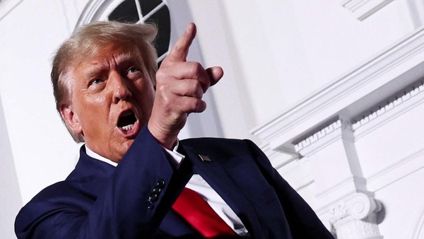 Tuan Trump mengaku tidak bersalah