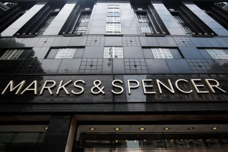 Mark & Spencer Dikritik Oleh Netizen