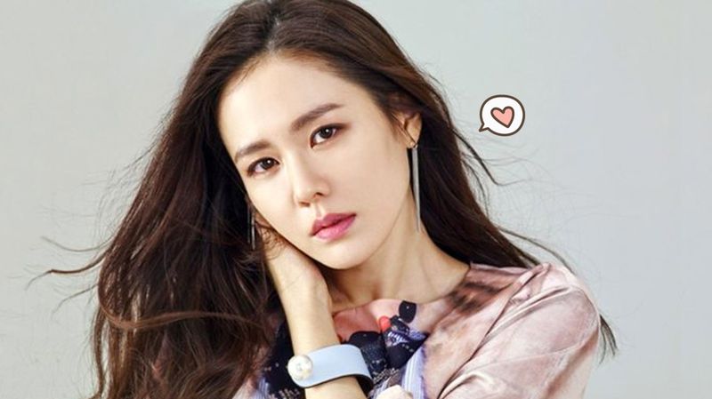 Aktris Son Ye Jin Gelar Bazaar Amal