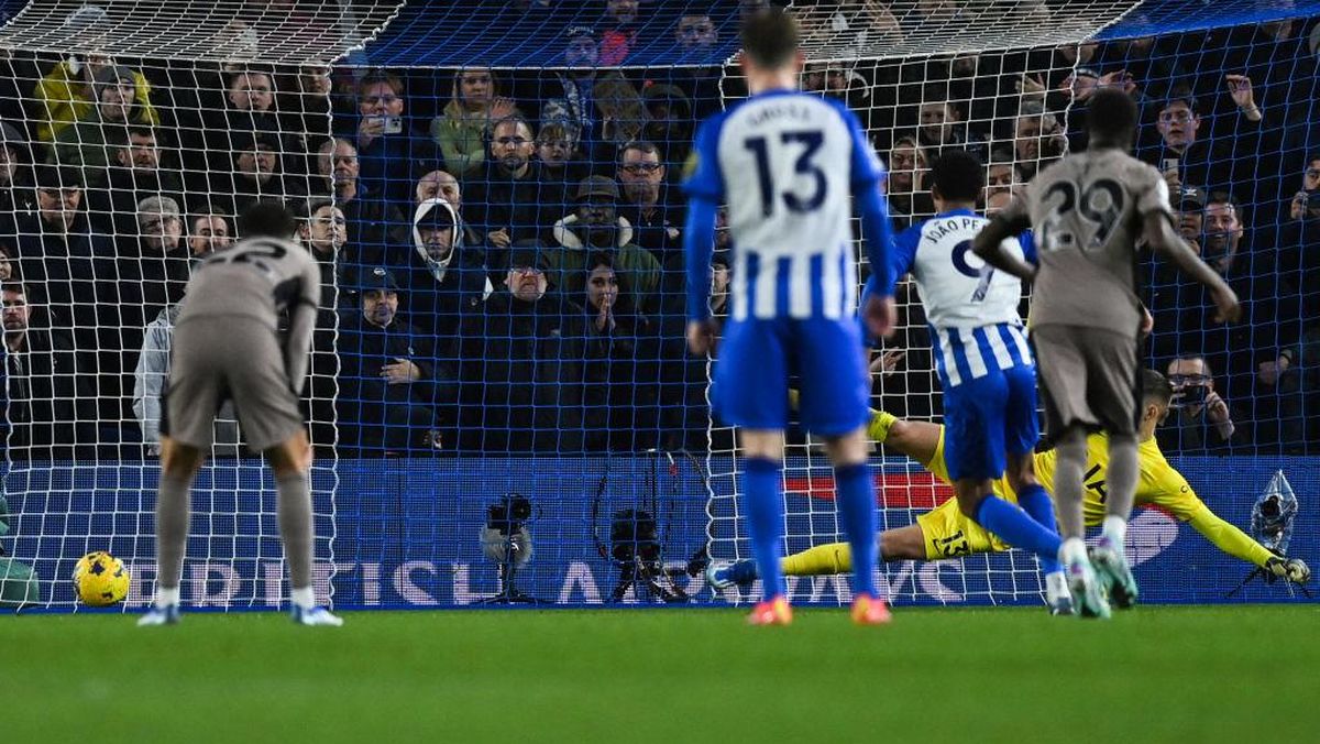 Brighton Kalahkan Tottenham 4-2