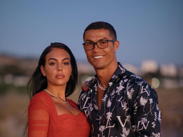 Kisah Cinta Georgina Sebelum Bersama Ronaldo