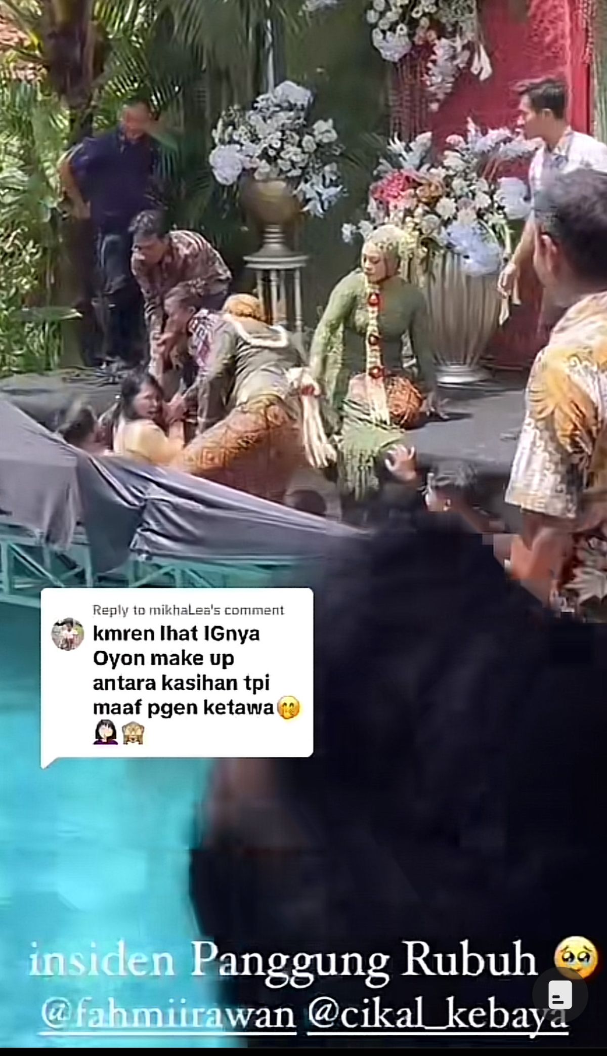 Pernikahan Viral Panggung Roboh