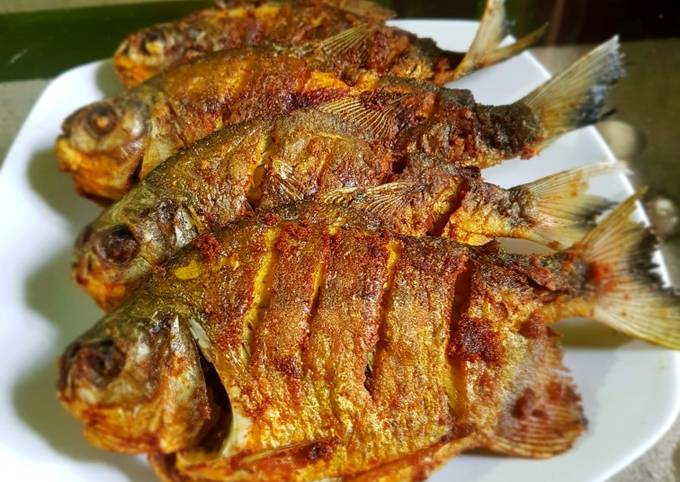 4 Resep Ikan Bawal Yang Lezat Dan Sedap