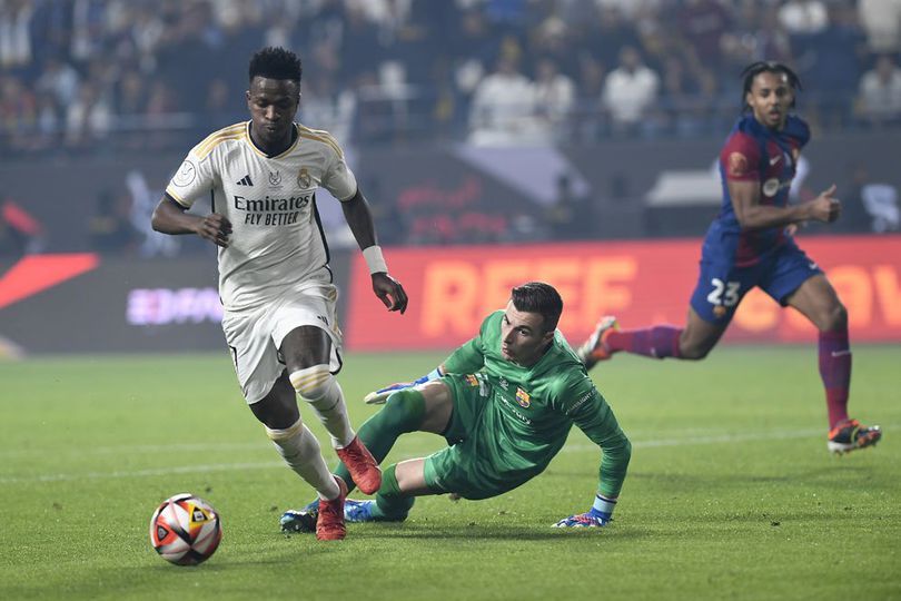 Real Madrid Kalahkan Barcelona 4-1