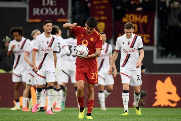 AS Roma Di Hajar Bologna 1-3